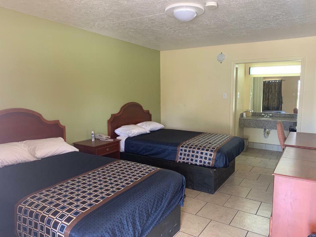 Texas Inn Beaumont Eksteriør bilde